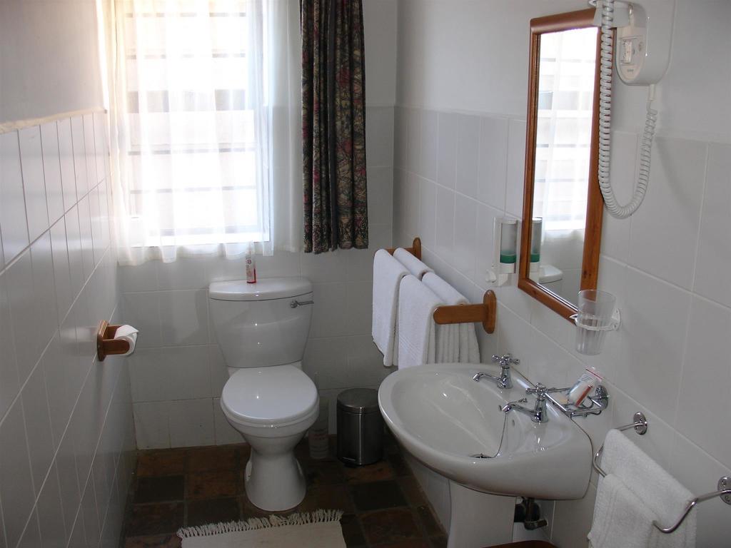On The Bay Guesthouse Kruisfontein 객실 사진