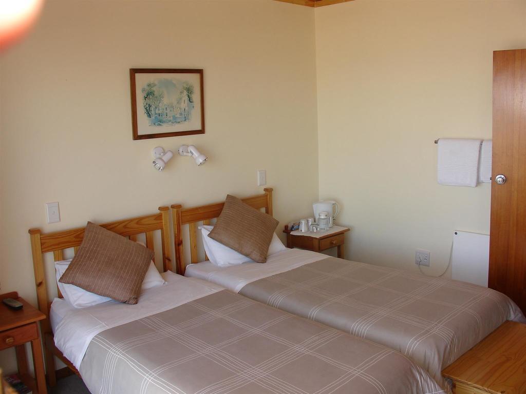 On The Bay Guesthouse Kruisfontein 객실 사진