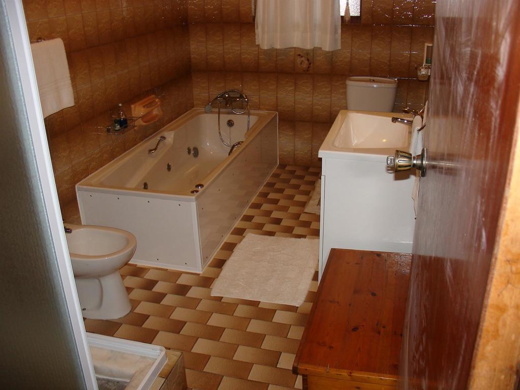 On The Bay Guesthouse Kruisfontein 객실 사진